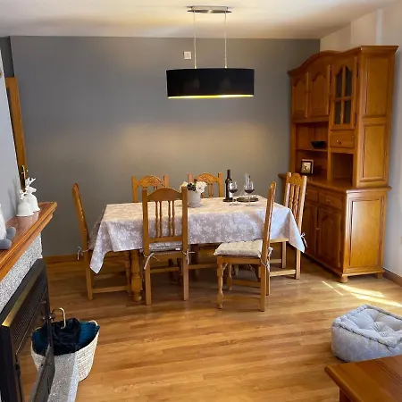 El Tilo De Benas Appartement