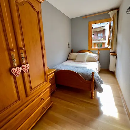 El Tilo De Benas Apartment *